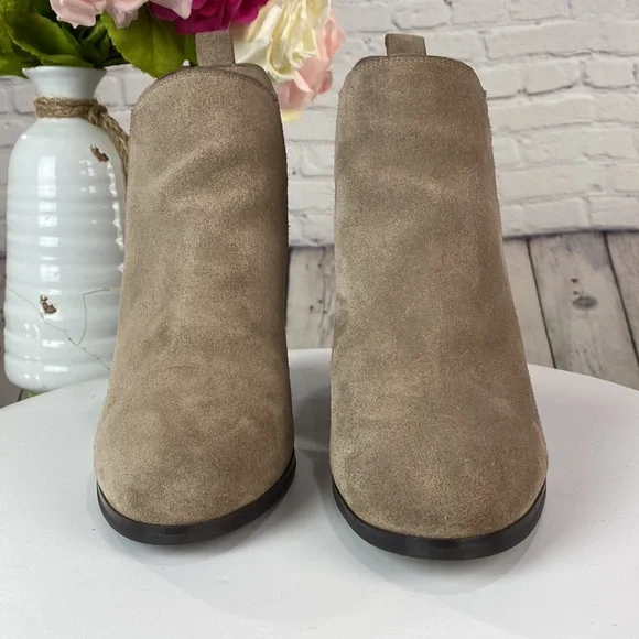 MICHEAL KORS Tan Suede High Heel Slip On Ankle Boots - Picture 3 of 17